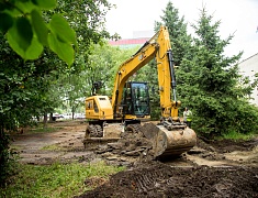 Олег Имамеев проверил, как идет обновление сквера Приемыхова