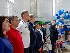 В Благовещенске впервые проходят соревнования по водному поло