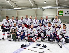 Соревнования по хоккею памяти Героя России Владимира Барахтенко прошли на стадионе «Спартак»