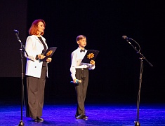 Ведущие коллективы Амурской области провели благотворительный концерт