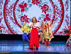 Елизавета Долженкова представила программу «Я люблю тебя, Россия»