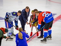 Арену «Гагарин лед» открыли в Благовещенске ледовым шоу