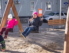 В Благовещенске открыли ещё 3 обновлённые детские площадки