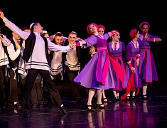 «Ровесники» выступили на сцене ЦЭВД