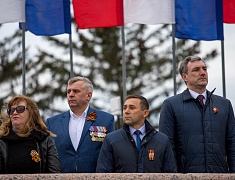 Торжественное прохождение войск в честь Дня Победы