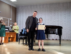 В Благовещенске более 300 юных музыкантов приняли участие в конкурсе имени Марии Кнауф-Каминской