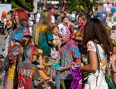 В Благовещенске прошёл семейный праздник «Город счастливых детей»