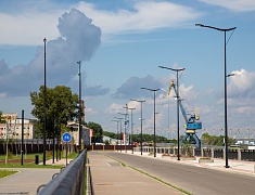 Мэр Благовещенска Олег Имамеев оценил готовность новой набережной Зеи к открытию