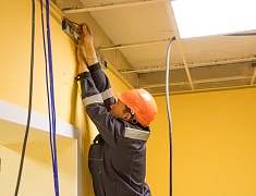 Мэр города Олег Имамеев проконтролировал ремонтные работы Дома культуры в селе Садовом