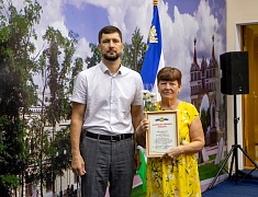 Накануне Дня работника торговли в Благовещенске чествовали руководителей, продавцов, менеджеров и официантов