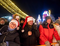 «Валенки-шоу» развернулось на главной площади Благовещенска 31 декабря