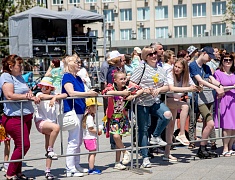 День защиты детей отпраздновали в Благовещенске