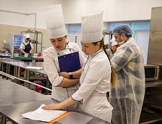 В Благовещенске выбрали лучшего школьного повара