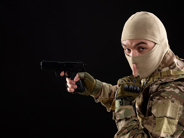 Террористы захватили самолёт. Ваши действия? 