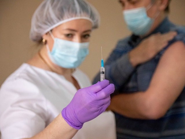 Здоровье в ваших руках: сделайте прививку от гриппа 