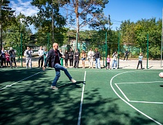 В селе Садовом Благовещенска открыли современную спортивную площадку