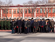 В Благовещенске почтили память защитников Отечества