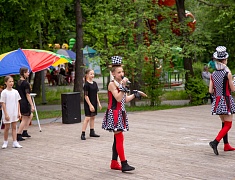 В Первомайском парке Благовещенска появилась шахматная площадка