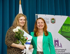 В Благовещенске открыли международный писательско-издательский форум