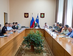 Олег Имамеев собрал оперативное совещание по организации безопасного движения на участке в районе Игнатьевского шоссе – Тепличной