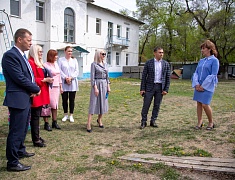 В Благовещенске представили лучшие практики работы с детьми-инвалидами и детьми с ОВЗ