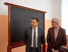 В Алексеевской гимназии вернули исторический облик холлу и кабинету биологии