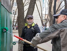 Общегородской субботник "Город берегу"