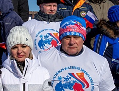 Соревнования по хоккею в рамках Международного российско-китайского фестиваля зимних видов спорта