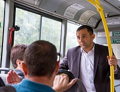 Мэр Олег Имамеев проехал в автобусе с представителями перевозчиков