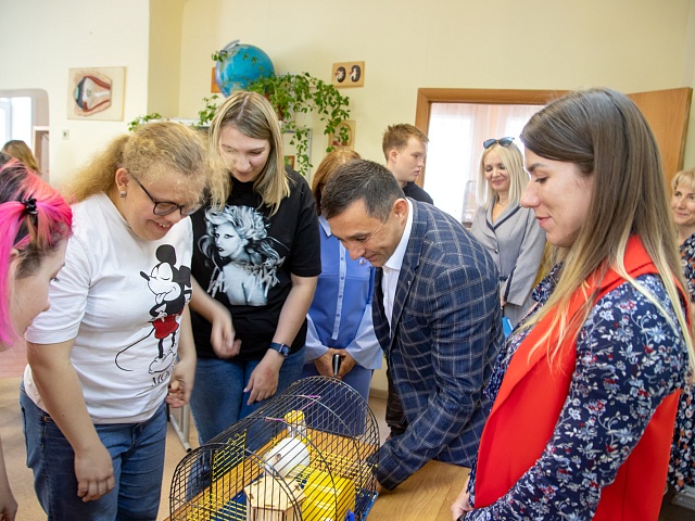 В Благовещенске представили лучшие практики работы с детьми-инвалидами и детьми с ОВЗ