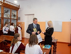 В Алексеевской гимназии открыли исторический кабинет биологии