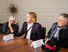 Встреча мэра Олега Имамеева с членами "звездного" жюри "Детство на Амуре"