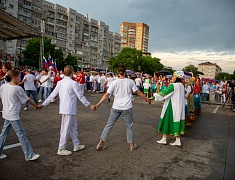 Вместе мы – Россия: праздничный концерт прошел в Благовещенске 