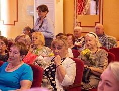 Знаки «50 лет Байкало-Амурской магистрали» вручили благовещенцам