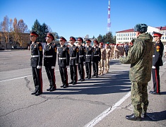 В Благовещенске юнармейцы соревнуются в военно-спортивной игре "Победа"