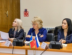 Эффективность распоряжения земельными участками, освободившимися после сноса ветхого и аварийного жилого фонда, обсудили на совещании при мэре Благовещенска