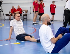 В Благовещенске впервые прошел турнир по волейболу сидя