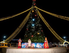 «Валенки-шоу» развернулось на главной площади Благовещенска 31 декабря