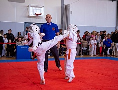В спортивной школе «Центр боевых искусств» областного центра прошли чемпионат и первенство города, посвящённые памяти Алексея Новикова