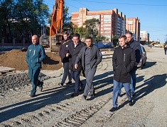 Мэр Благовещенска Олег Имамеев провёл выездное совещание по ремонту улицы Горького