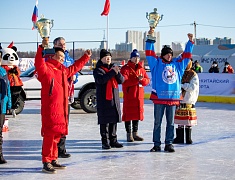 Автомобильные гонки в рамках Международного российско-китайского фестиваля зимних видов спорта