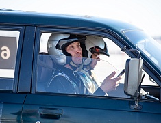 Автомобильные гонки в рамках Международного российско-китайского фестиваля зимних видов спорта