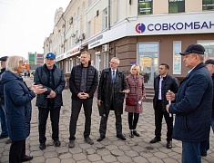 До конца года в Благовещенске обновят фасады 9 торговых центров 