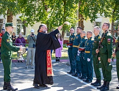 Благовещенские курсанты приняли воинскую присягу на плацу ДВОКУ