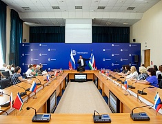 Представителей сферы торговли чествовали в Благовещенске