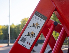 Мэр Благовещенска Олег Имамеев проверил готовность «умной» спортплощадки в Моховой Пади