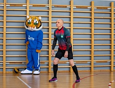 В Благовещенске депутаты, сотрудники мэрии и прокуратуры сыграли в волейбол