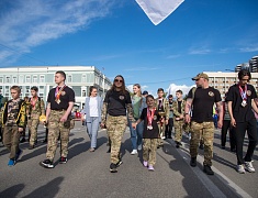 Парад семей и трудовых династий в честь празднования дня рождения Благовещенска
