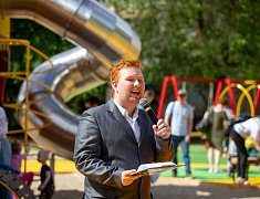 Ещё одну инклюзивную детскую площадку открыли в Благовещенске