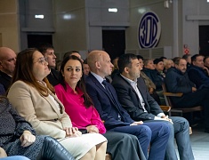 Мэр Благовещенска Олег Имамеев поздравил Судостроительный завод им. Октябрьской революции с юбилеем